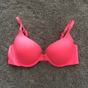 Victoria’s Secret Showstopper Bra Lined Demi - 34C